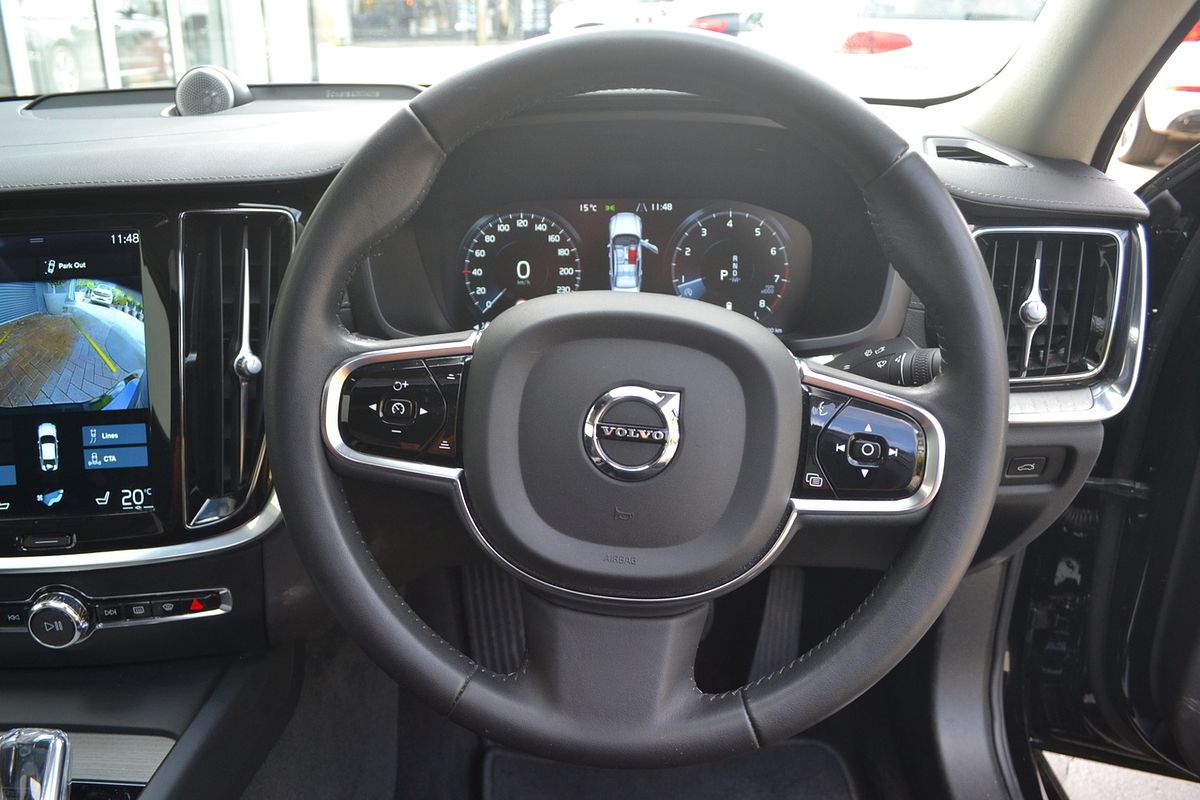 2022 Volvo S60 B5 Inscription