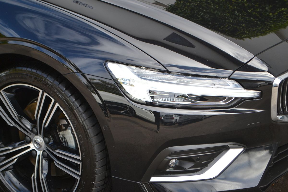 2022 Volvo S60 B5 Inscription