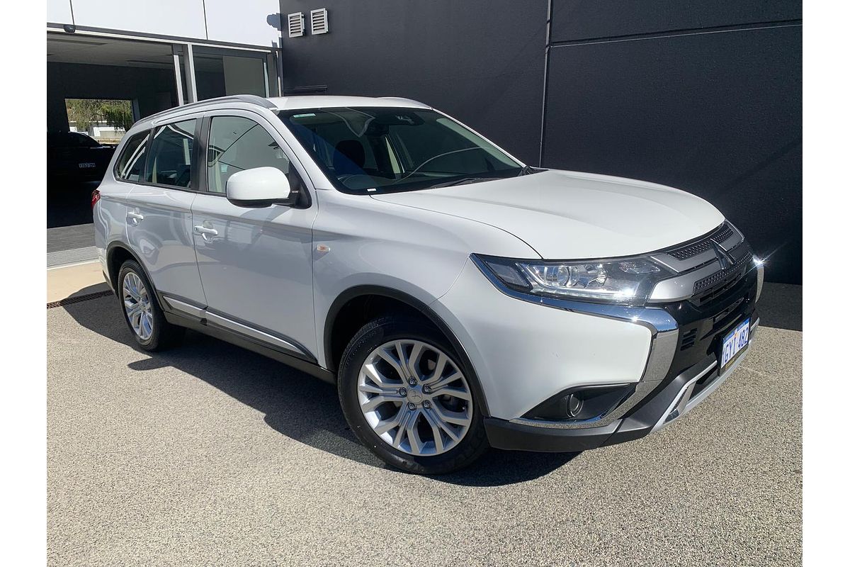 2020 Mitsubishi Outlander ES ZL