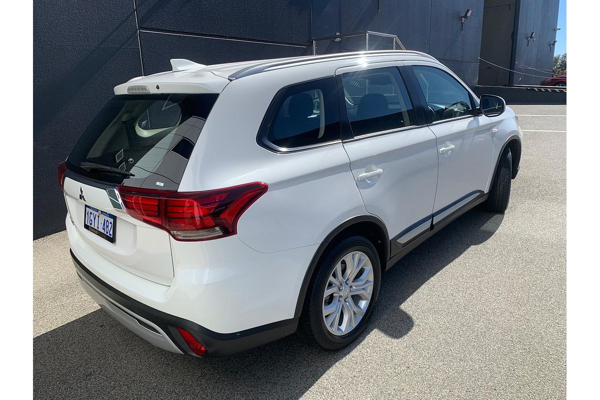 2020 Mitsubishi Outlander ES ZL