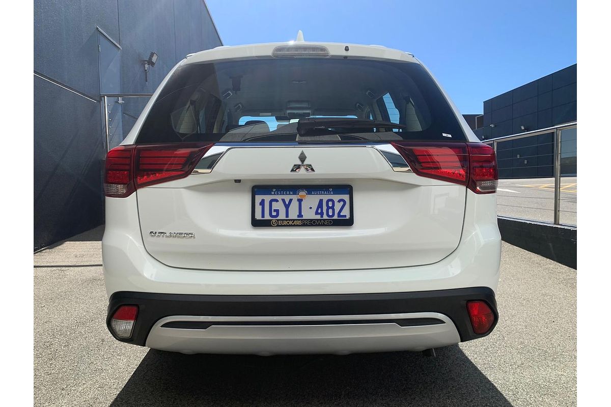 2020 Mitsubishi Outlander ES ZL