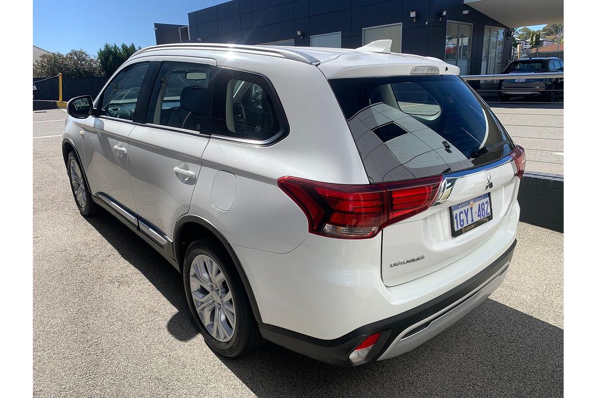 2020 Mitsubishi Outlander ES ZL