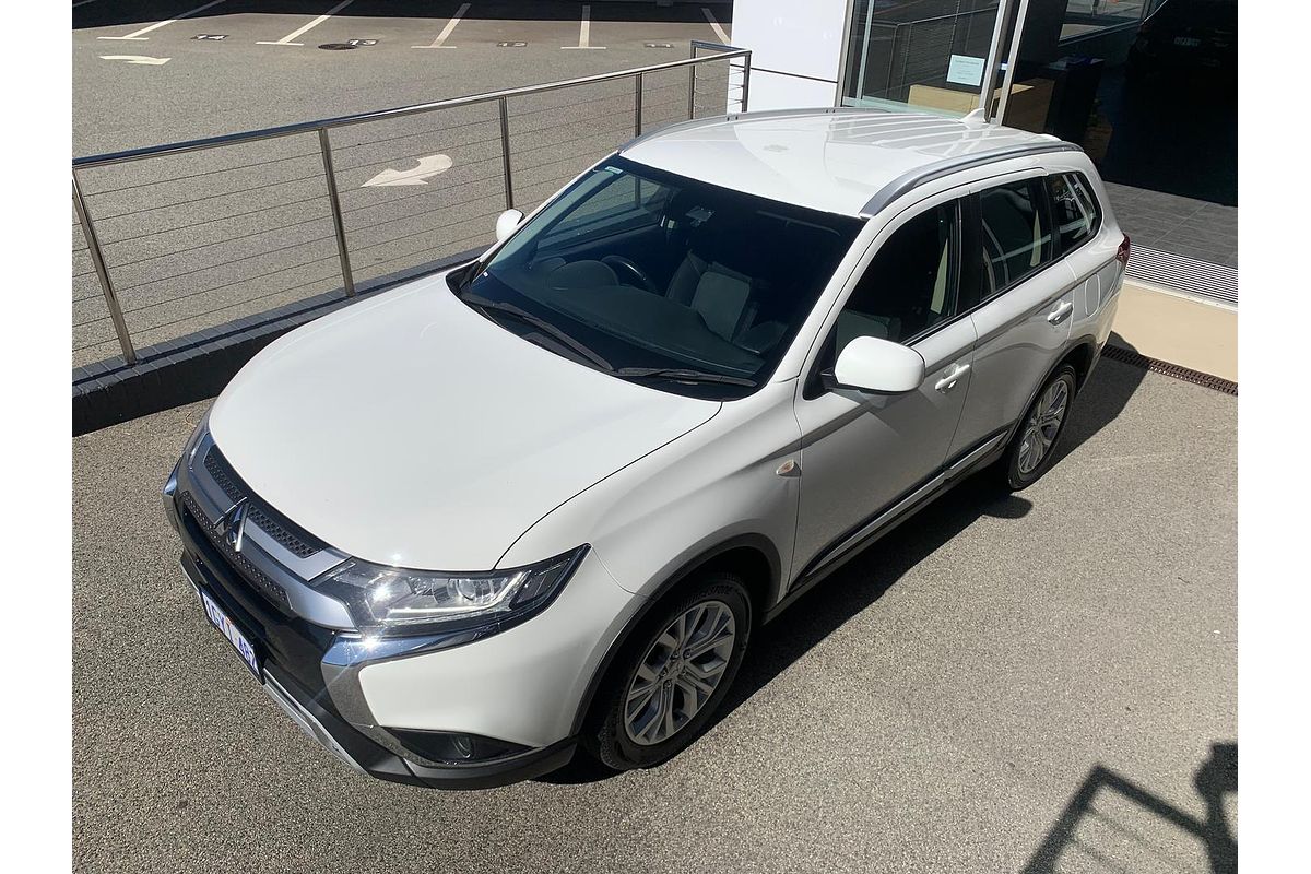 2020 Mitsubishi Outlander ES ZL