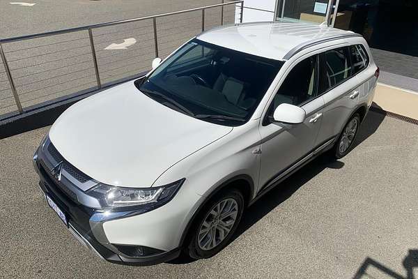 2020 Mitsubishi Outlander ES ZL