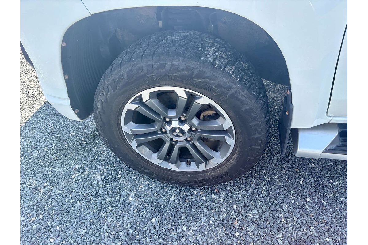 2019 Mitsubishi Triton GLS Premium MR 4X4