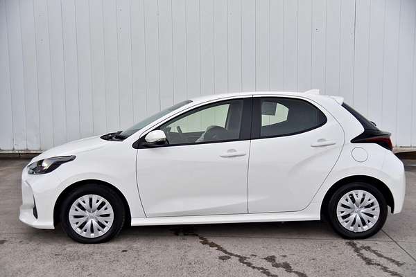 2024 Toyota Yaris Ascent Sport MXPA10R