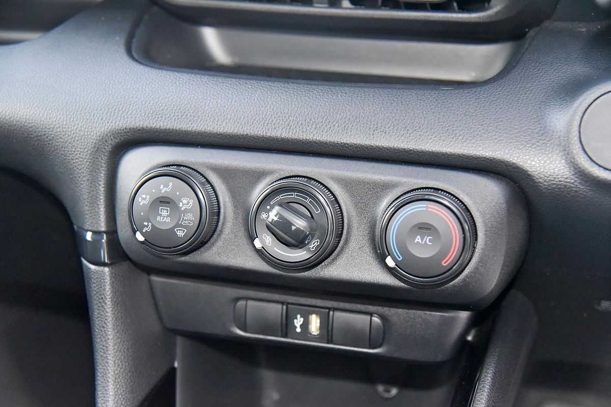 2024 Toyota Yaris Ascent Sport MXPA10R