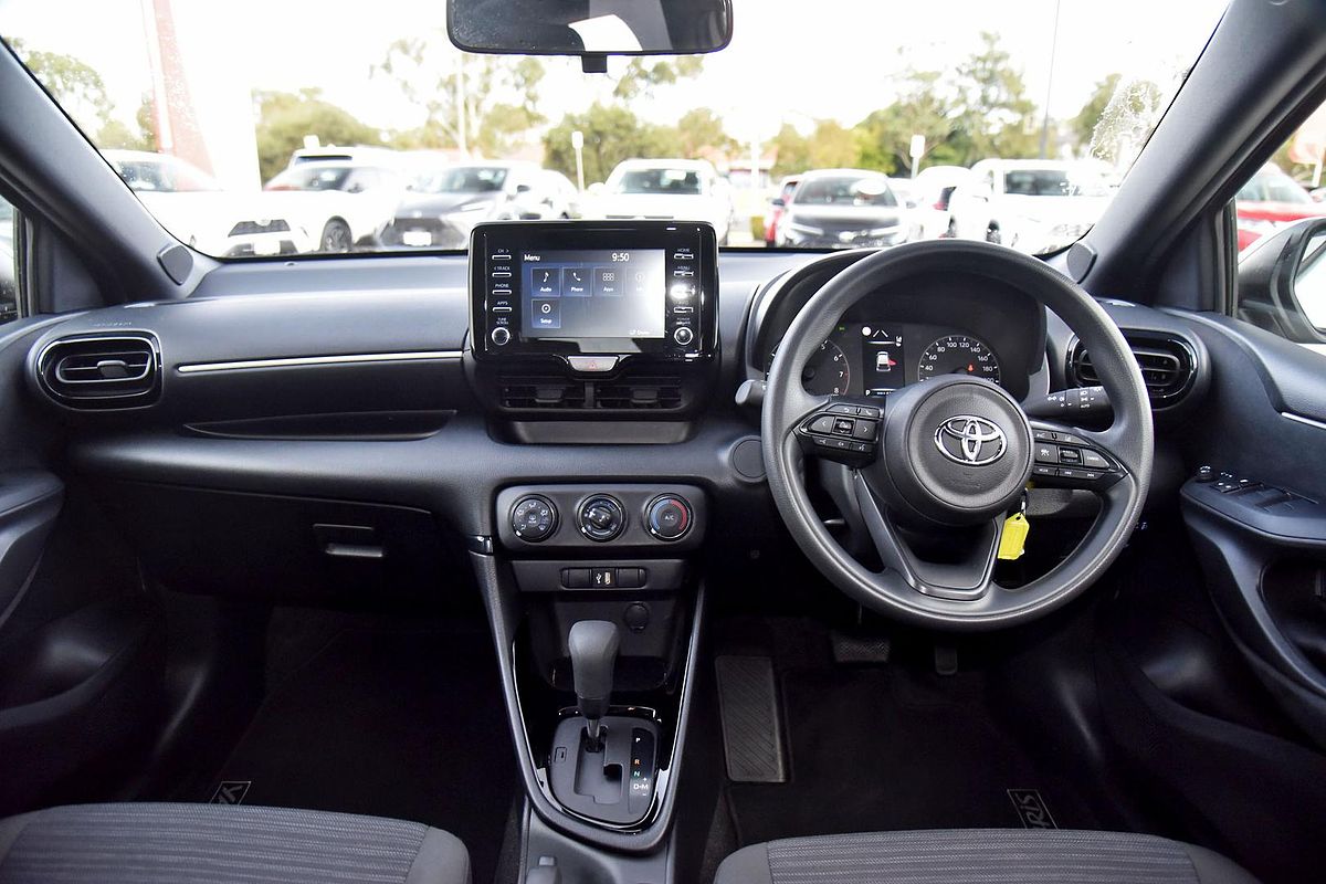 2024 Toyota Yaris Ascent Sport MXPA10R