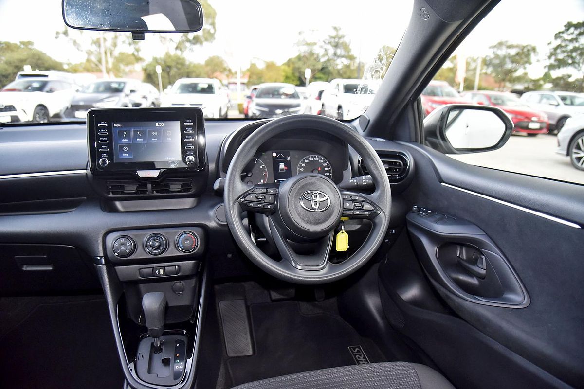2024 Toyota Yaris Ascent Sport MXPA10R