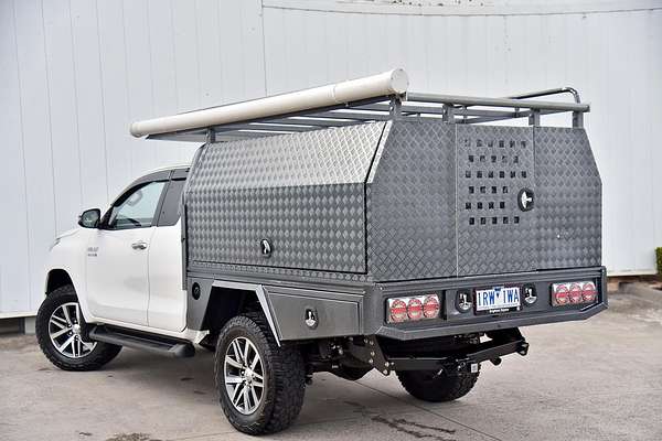 2020 Toyota Hilux SR5 GUN126R 4X4