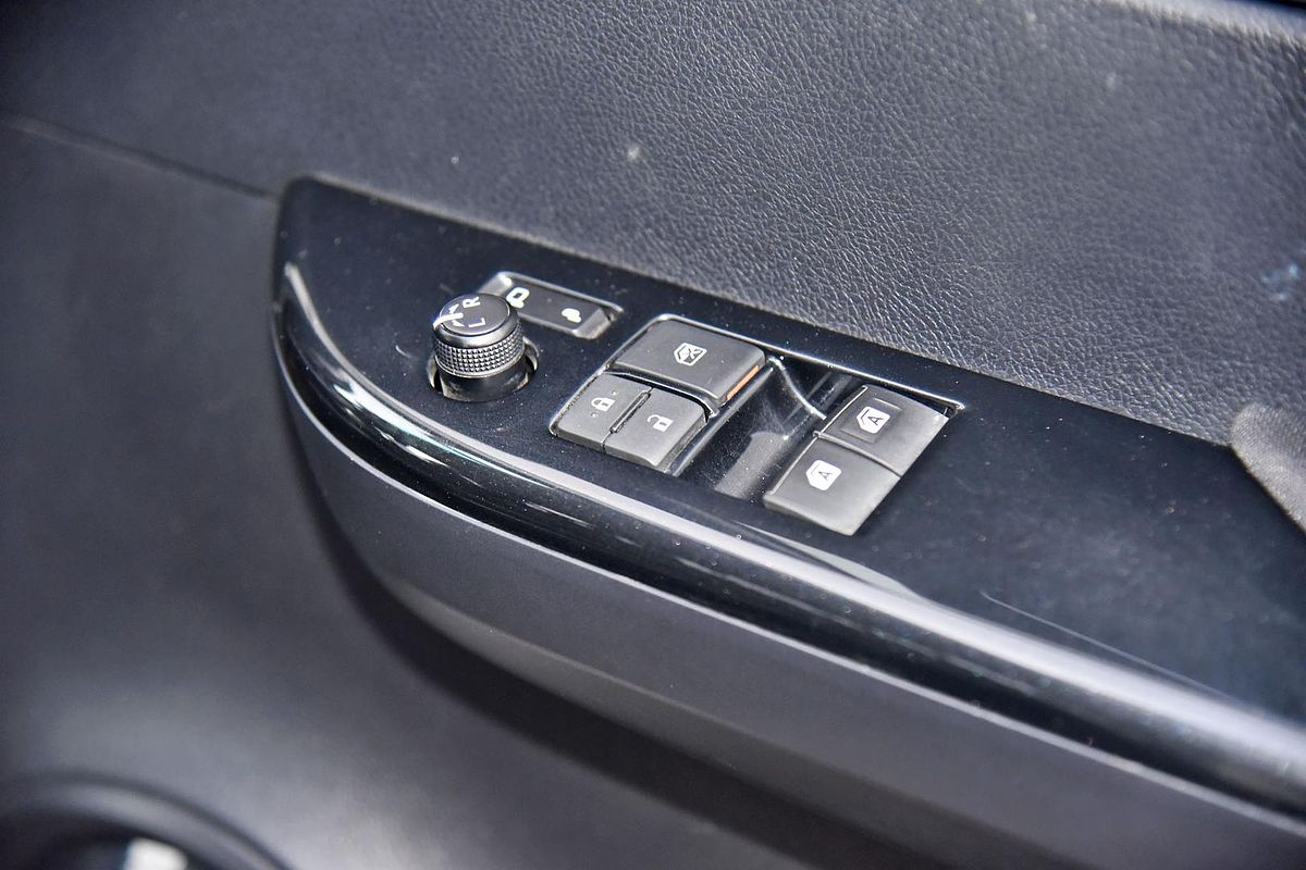 2020 Toyota Hilux SR5 GUN126R 4X4