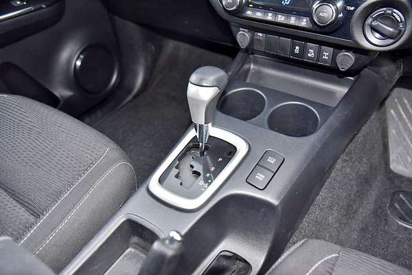 2020 Toyota Hilux SR5 GUN126R 4X4