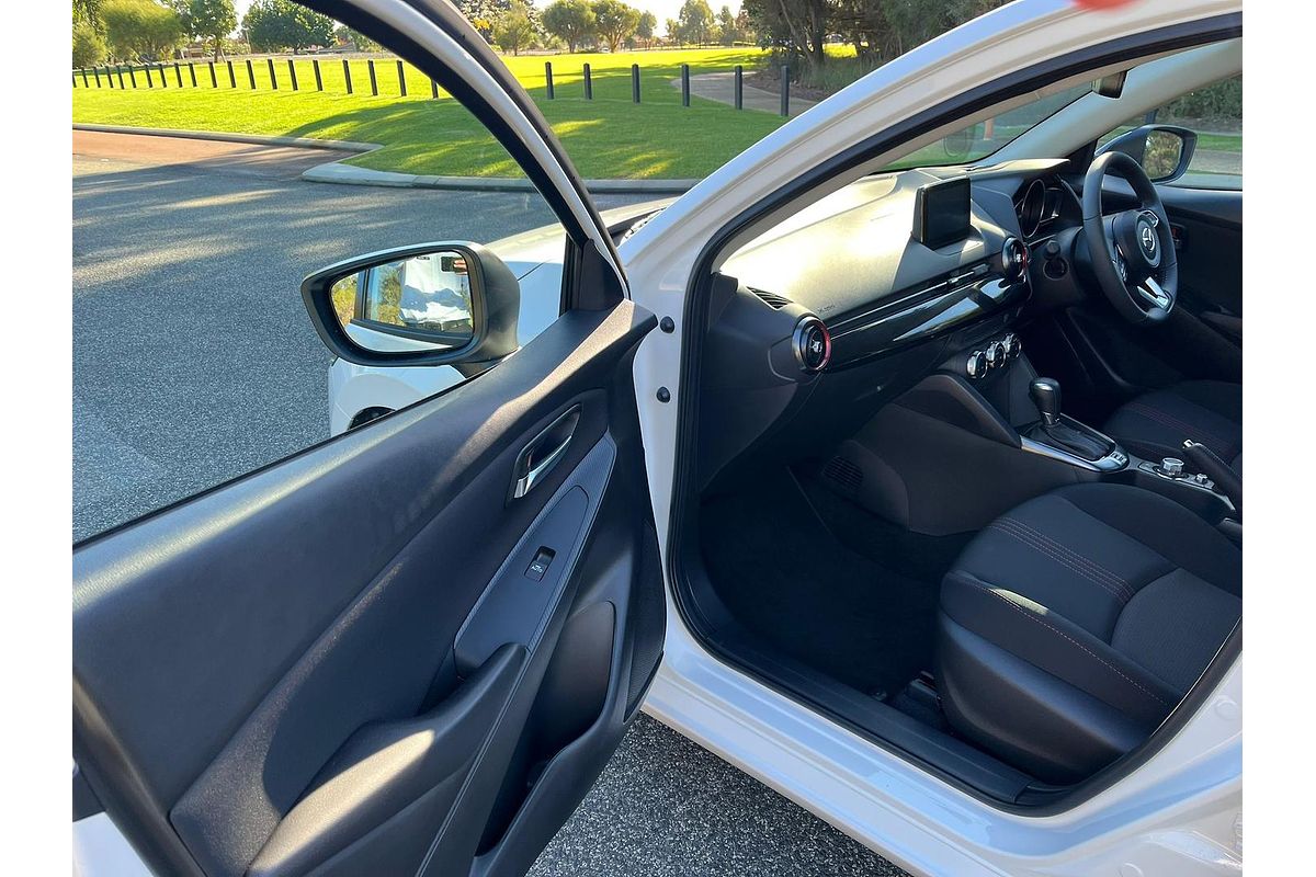 2025 Mazda 2 G15 Evolve DJ Series