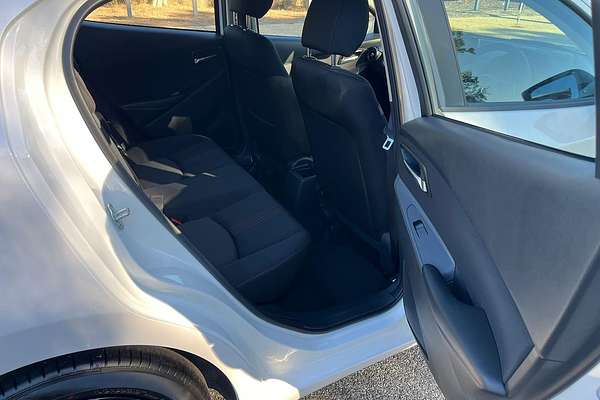 2025 Mazda 2 G15 Evolve DJ Series