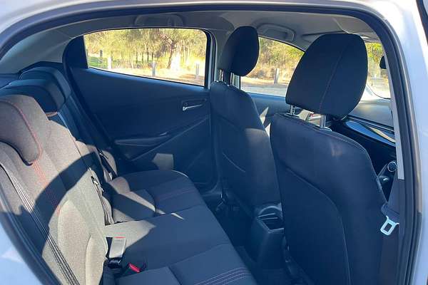 2025 Mazda 2 G15 Evolve DJ Series