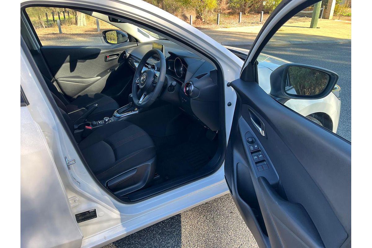 2025 Mazda 2 G15 Evolve DJ Series