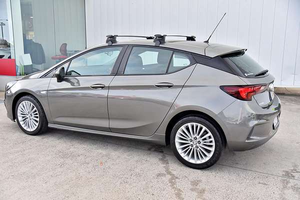 2016 Holden Astra R BK