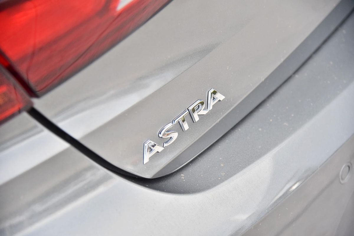 2016 Holden Astra R BK