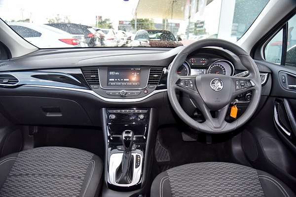 2016 Holden Astra R BK