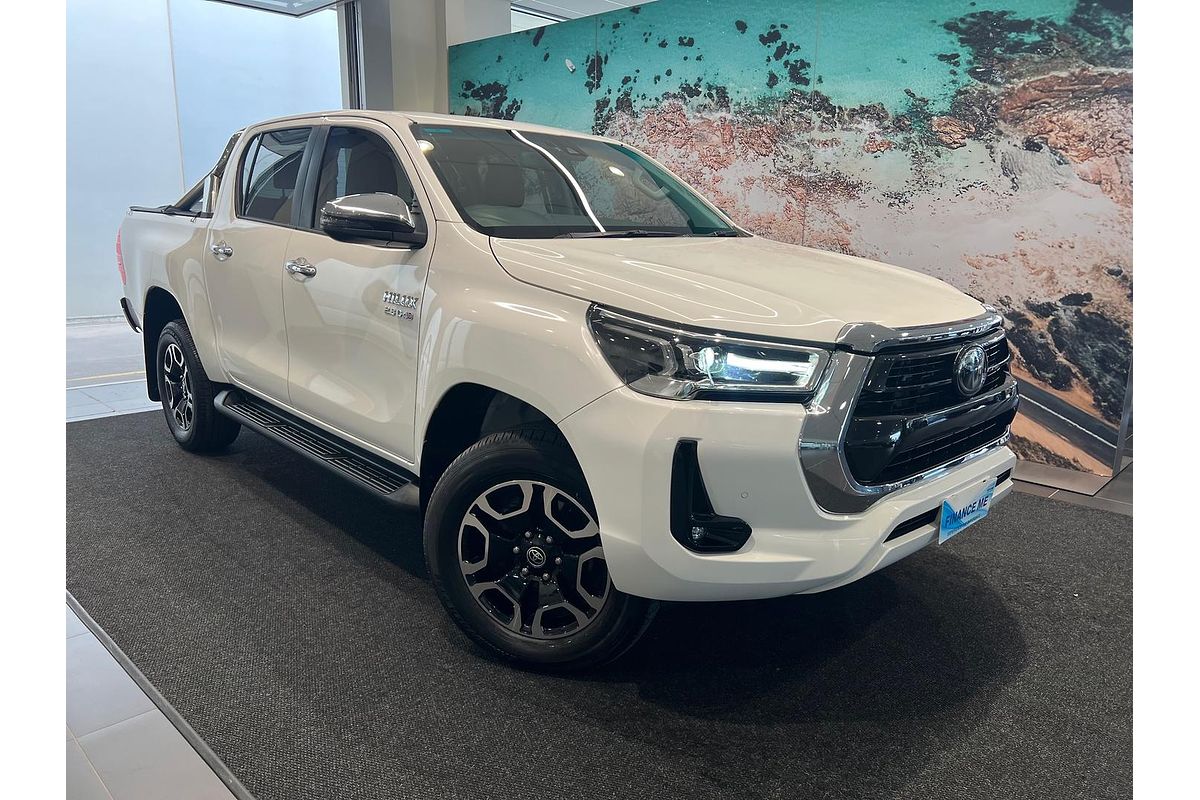 2022 Toyota Hilux SR5 GUN126R 4X4