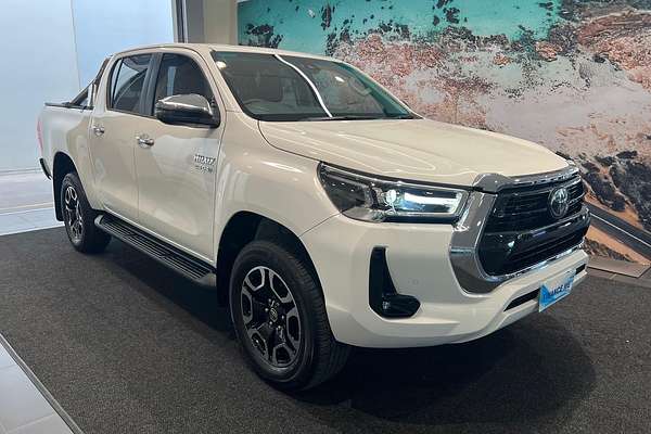 2022 Toyota Hilux SR5 GUN126R 4X4