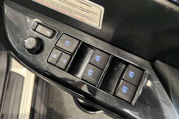 2022 Toyota Hilux SR5 GUN126R 4X4