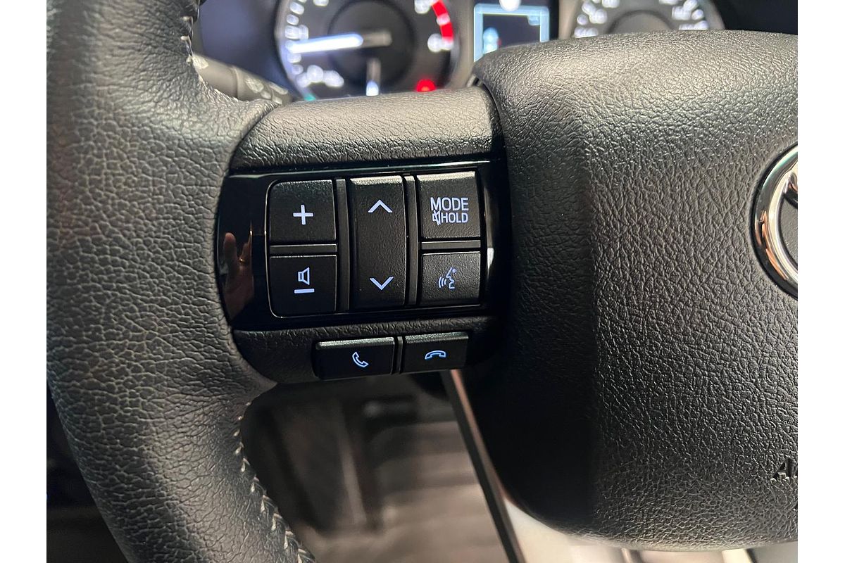 2022 Toyota Hilux SR5 GUN126R 4X4