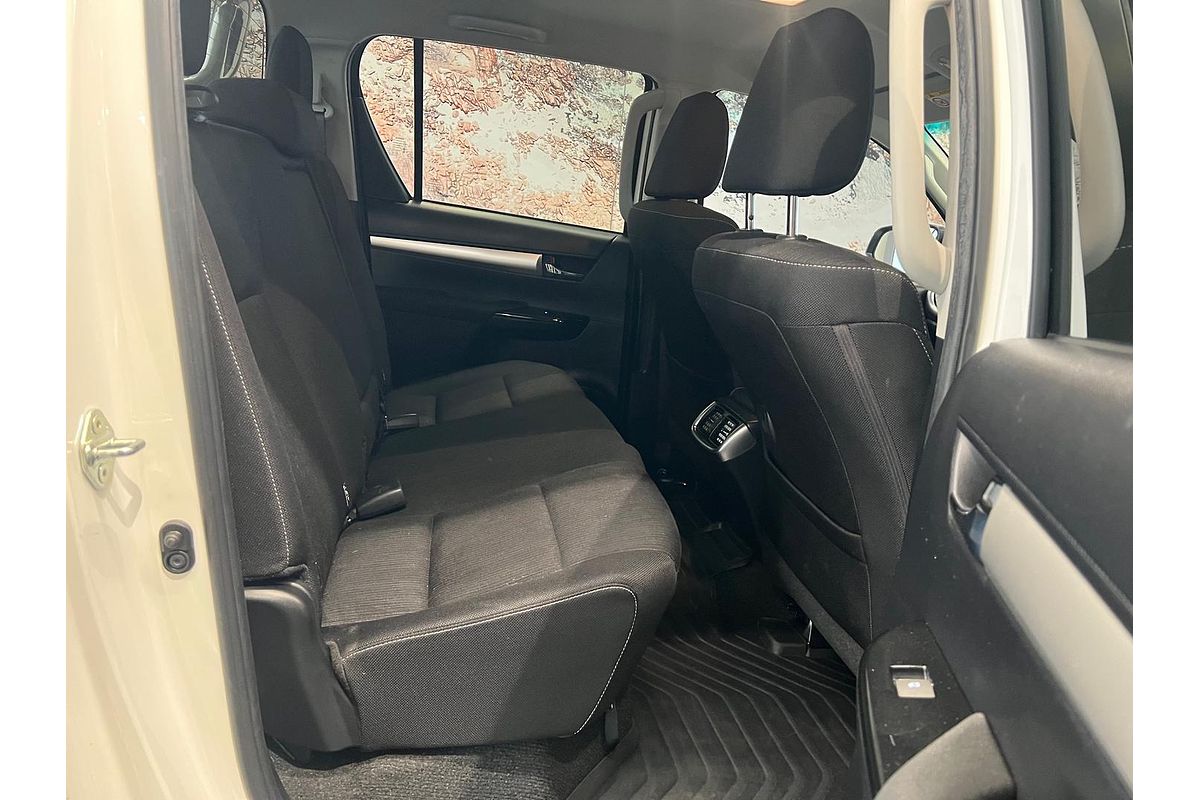 2022 Toyota Hilux SR5 GUN126R 4X4
