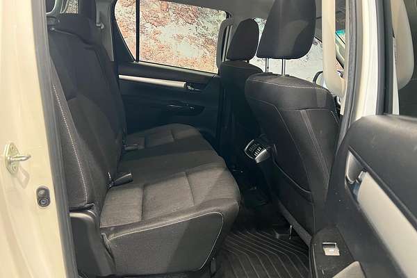 2022 Toyota Hilux SR5 GUN126R 4X4