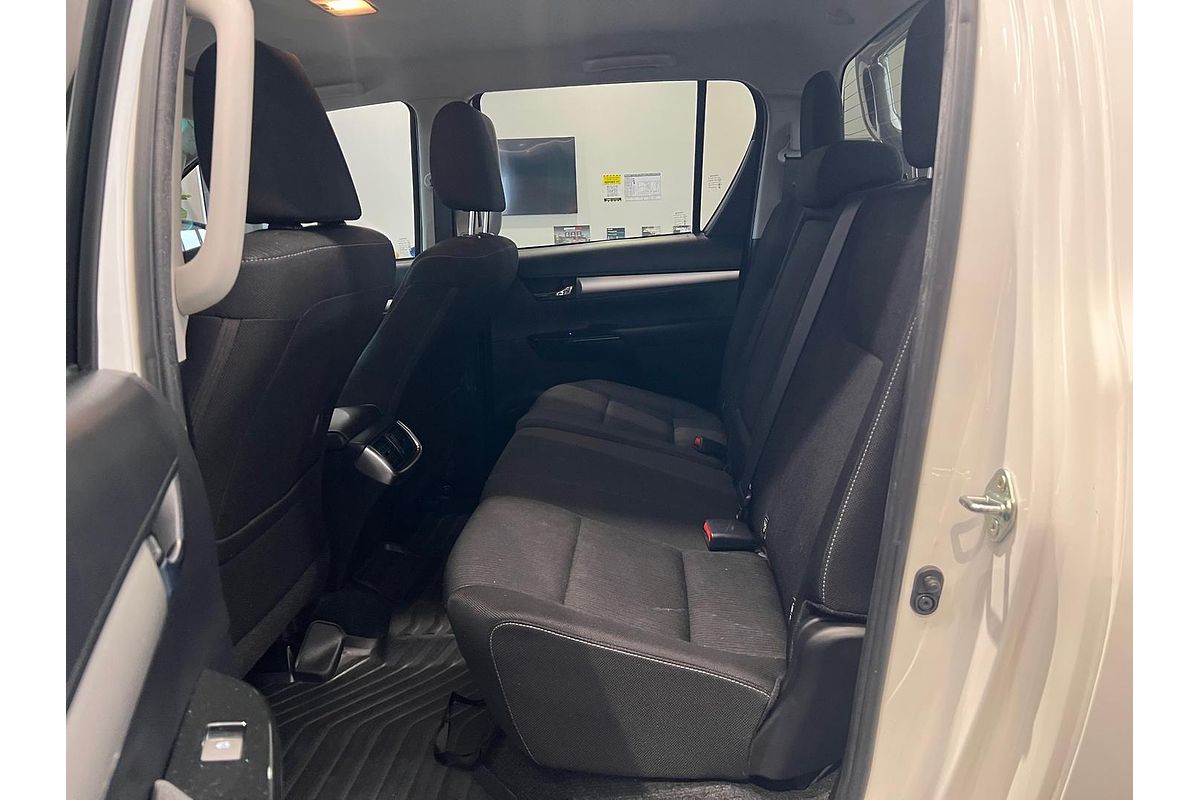 2022 Toyota Hilux SR5 GUN126R 4X4
