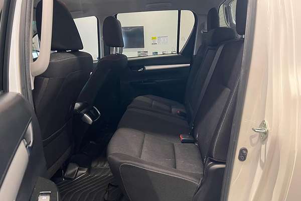 2022 Toyota Hilux SR5 GUN126R 4X4