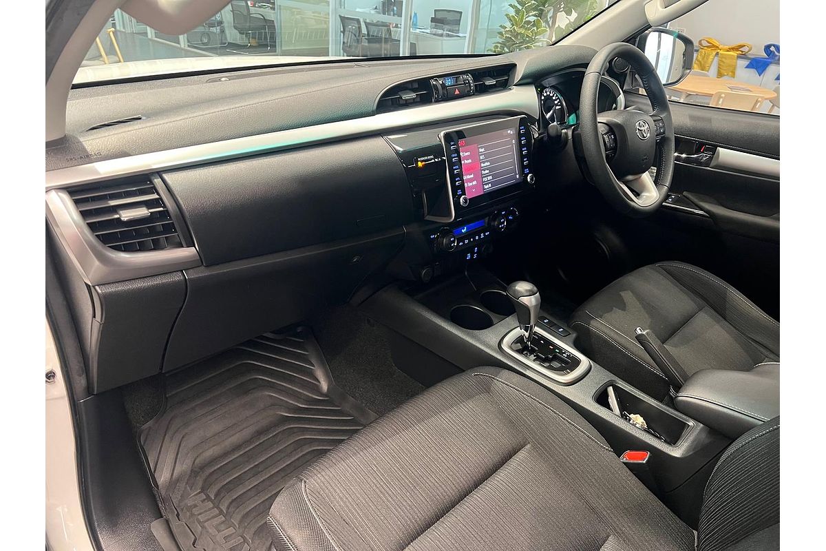 2022 Toyota Hilux SR5 GUN126R 4X4