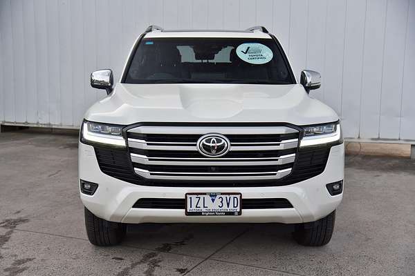2024 Toyota Landcruiser Sahara FJA300R