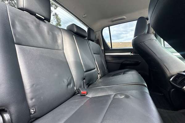 2018 Toyota Hilux SR5 GUN126R 4X4