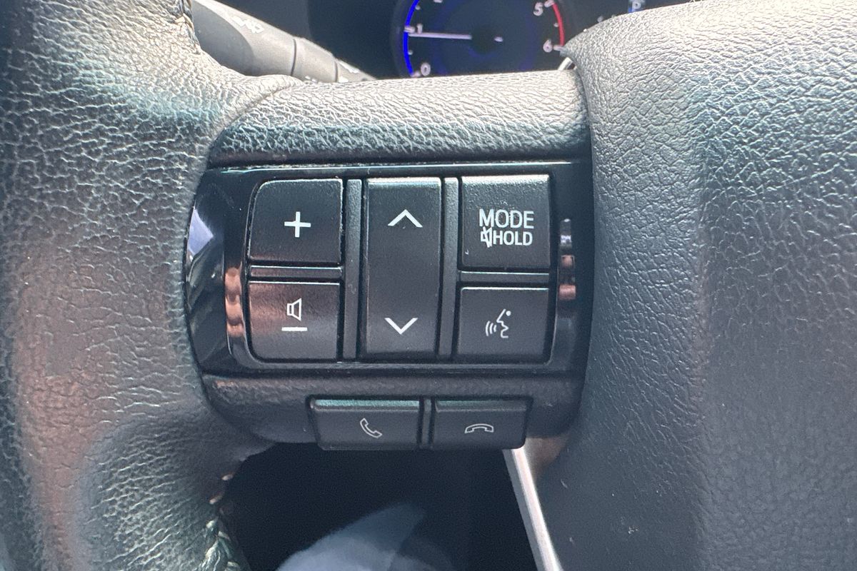 2018 Toyota Hilux SR5 GUN126R 4X4