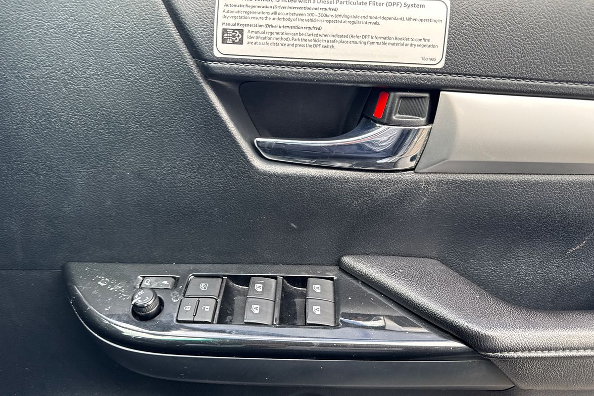 2018 Toyota Hilux SR5 GUN126R 4X4