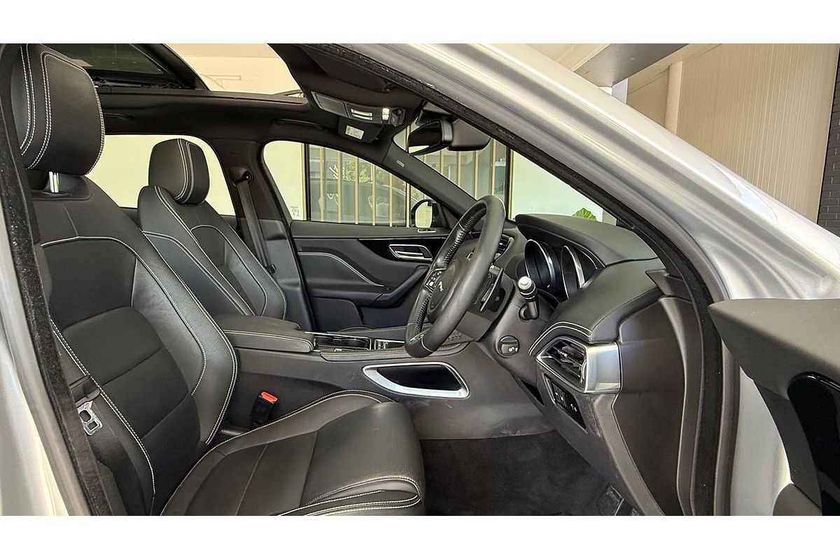 2016 Jaguar F-PACE 30d R-Sport X761