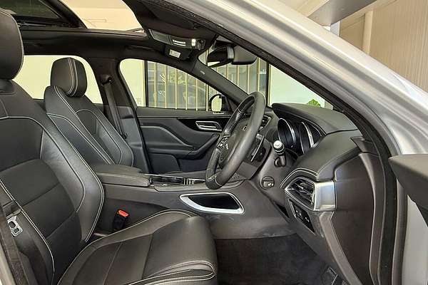 2016 Jaguar F-PACE 30d R-Sport X761