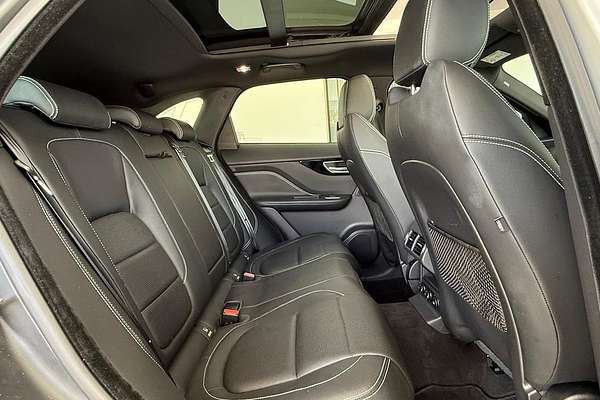 2016 Jaguar F-PACE 30d R-Sport X761
