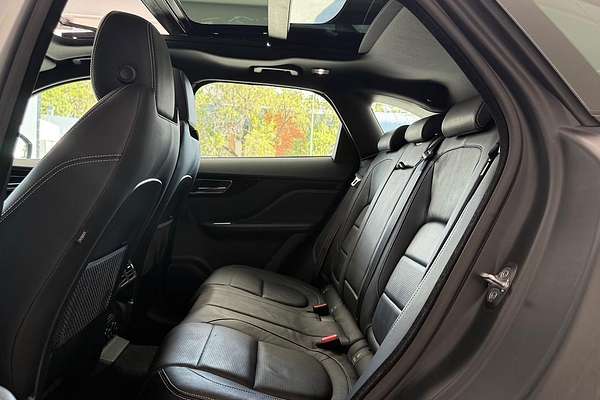 2016 Jaguar F-PACE 30d R-Sport X761