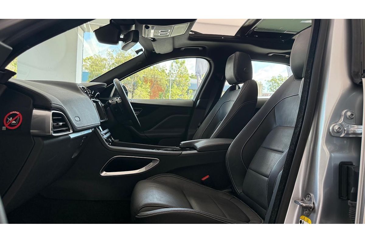 2016 Jaguar F-PACE 30d R-Sport X761