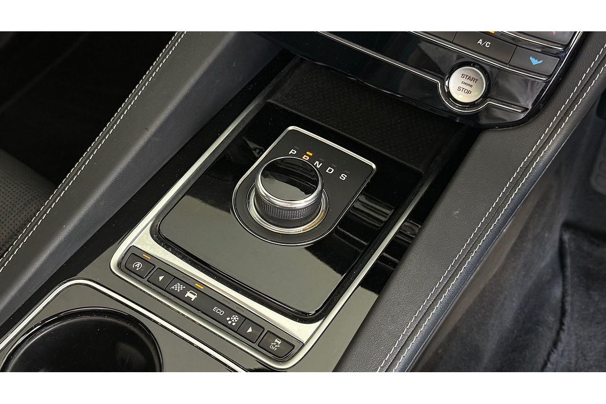 2016 Jaguar F-PACE 30d R-Sport X761