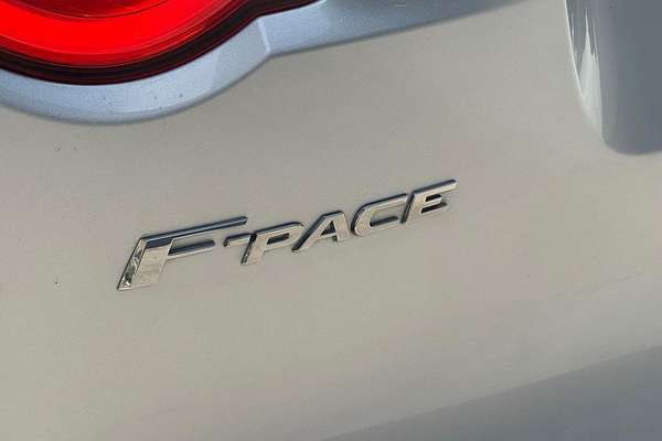 2016 Jaguar F-PACE 30d R-Sport X761