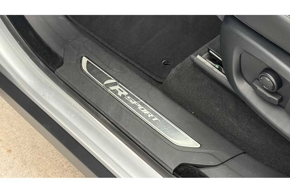 2016 Jaguar F-PACE 30d R-Sport X761