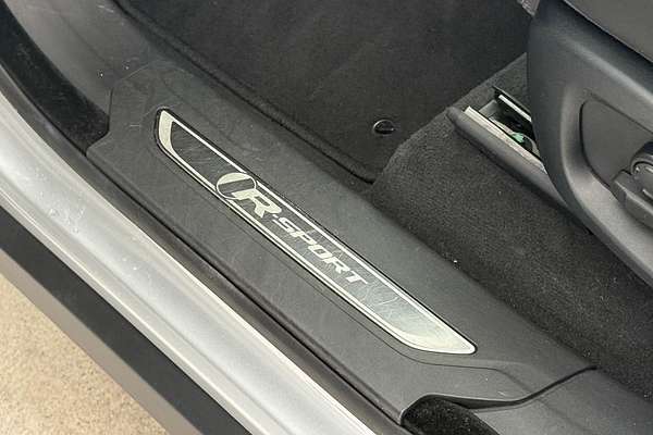 2016 Jaguar F-PACE 30d R-Sport X761