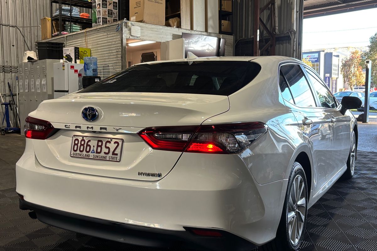 2021 Toyota Camry Ascent AXVH70R