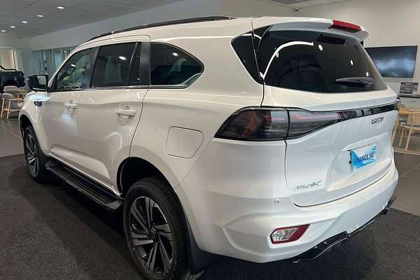2025 Isuzu MU-X LS-T