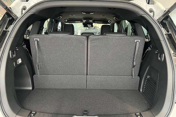 2025 Isuzu MU-X LS-T
