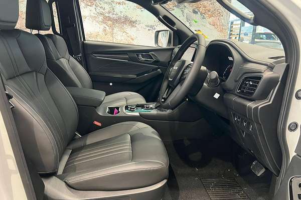 2025 Isuzu MU-X LS-T
