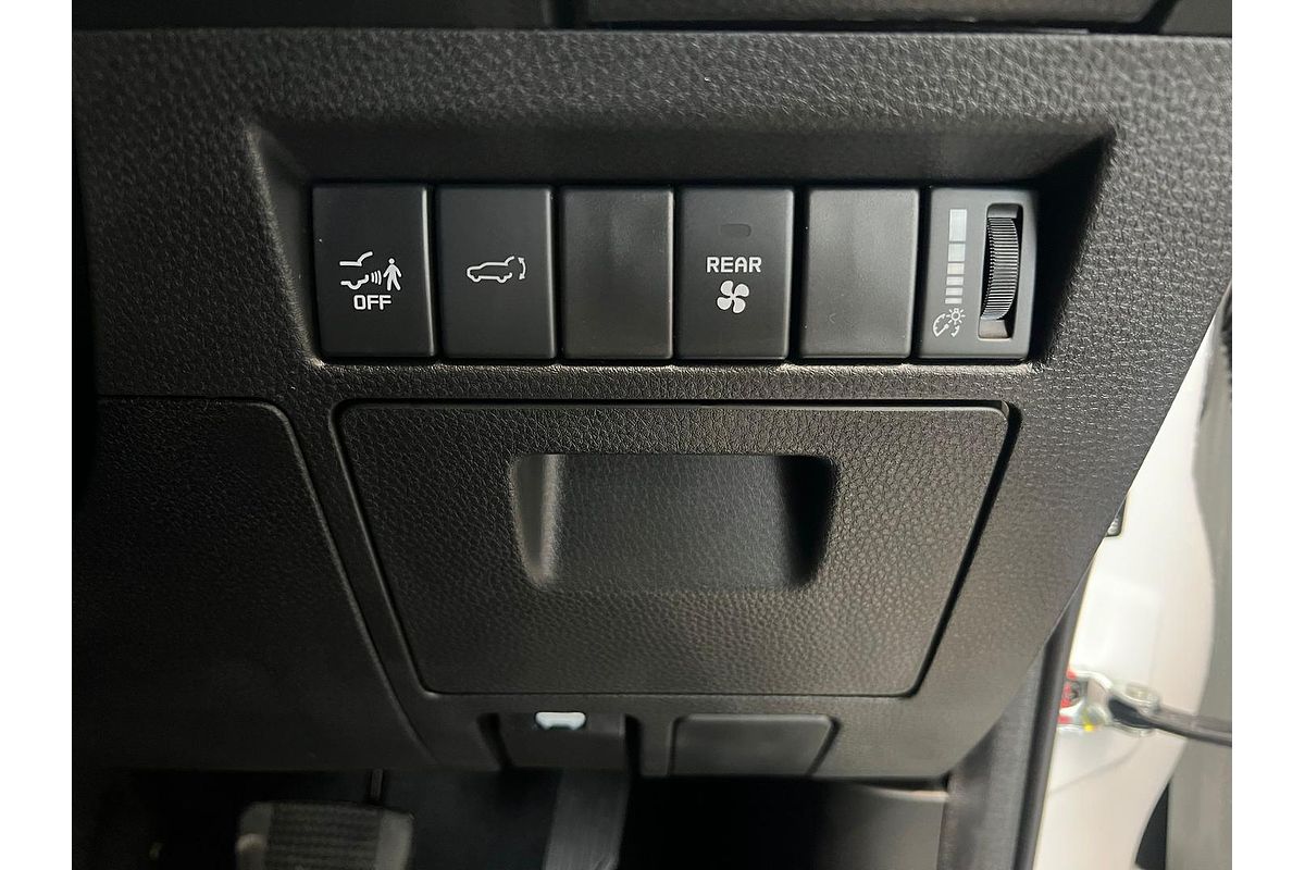 2025 Isuzu MU-X LS-T